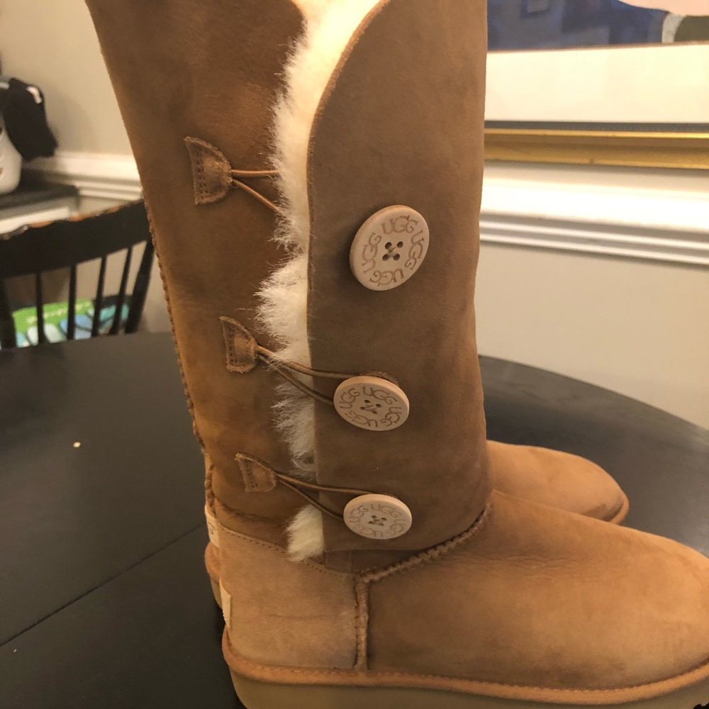 UGG Bailey Button Triplet